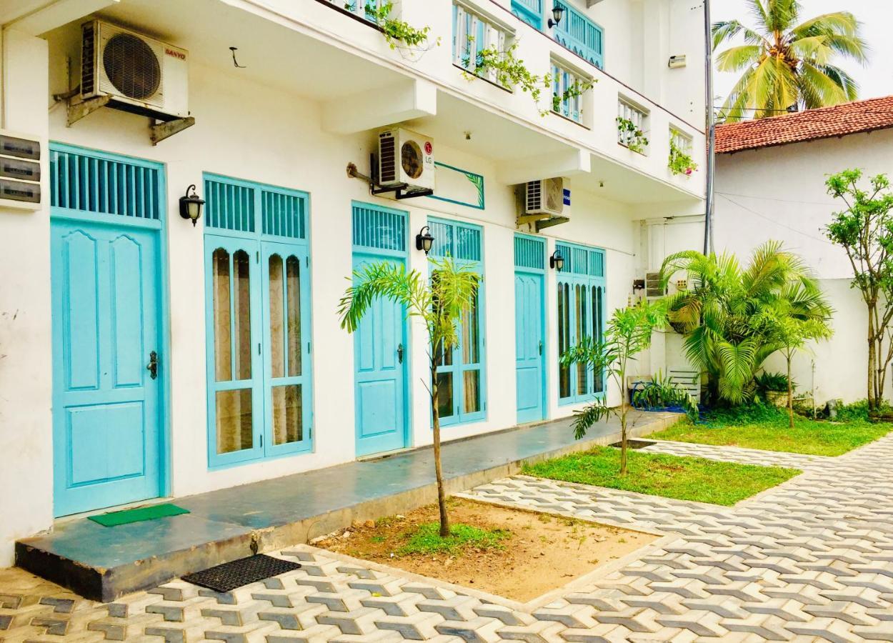 Hotel Surf Bar Mirissa Exterior foto